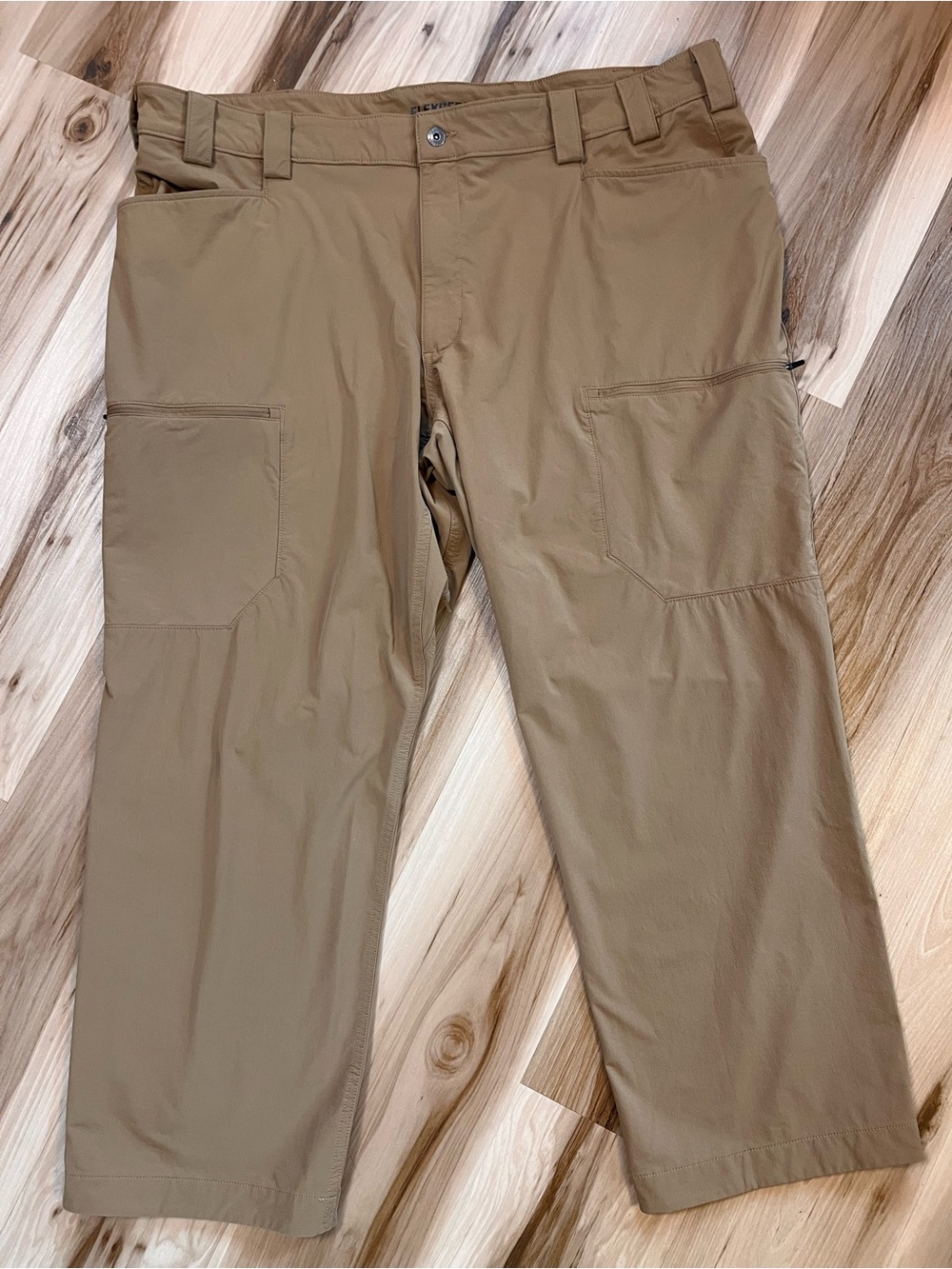 Duluth Trading Flexpedition Cargo Pants Relaxed Outdoor Hiking Mens Size 44x30